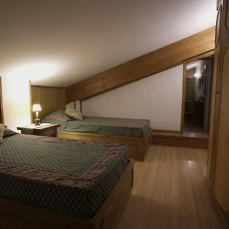 Apartmán Luxury Panoramic 3br 2min To Centre 5min To Lifts