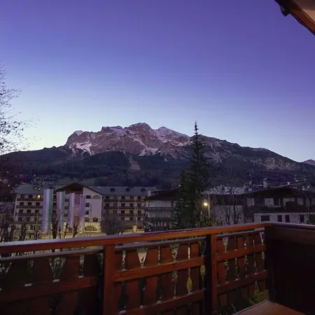 Luxury Panoramic 3br 2min To Centre 5min To Lifts Apartmán Cortina dʼAmpezzo