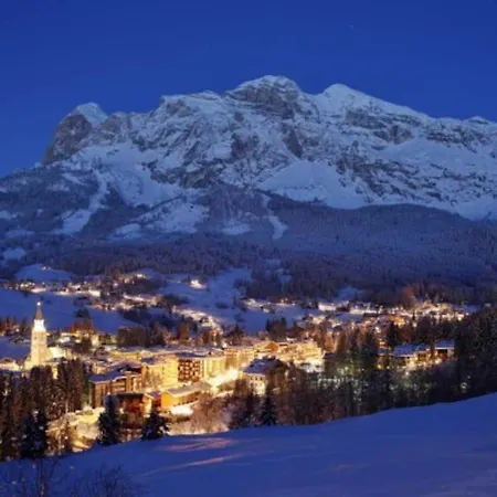 Luxury Panoramic 3br 2min To Centre 5min To Lifts Apartmán Cortina dʼAmpezzo