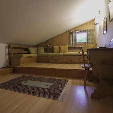 Apartmán Luxury Panoramic 3br 2min To Centre 5min To Lifts