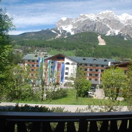 Luxury Panoramic 3br 2min To Centre 5min To Lifts Apartmán