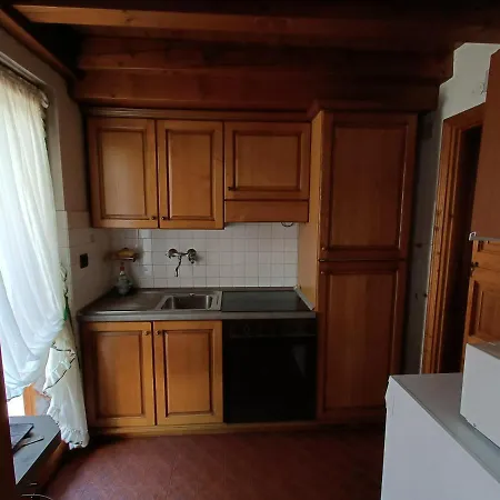 Luxury Panoramic 3br 2min To Centre 5min To Lifts דירה *