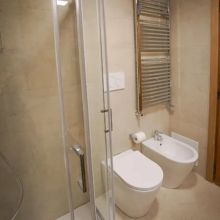 דירה Luxury Panoramic 3br 2min To Centre 5min To Lifts *